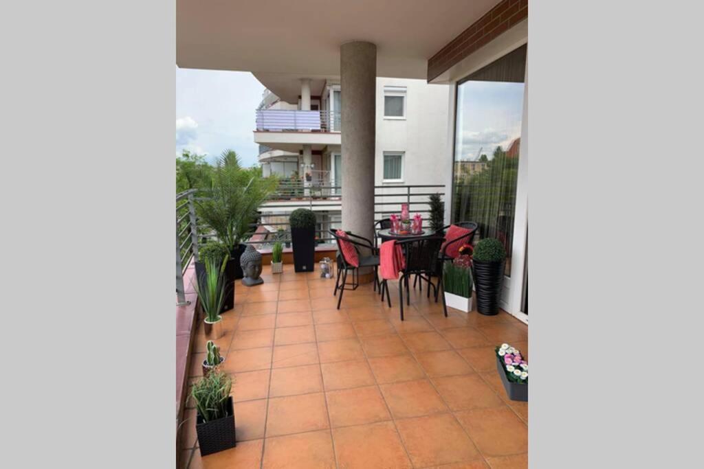 Vip Mini Resort,Private Parking & Balcony Budapest Eksteriør billede